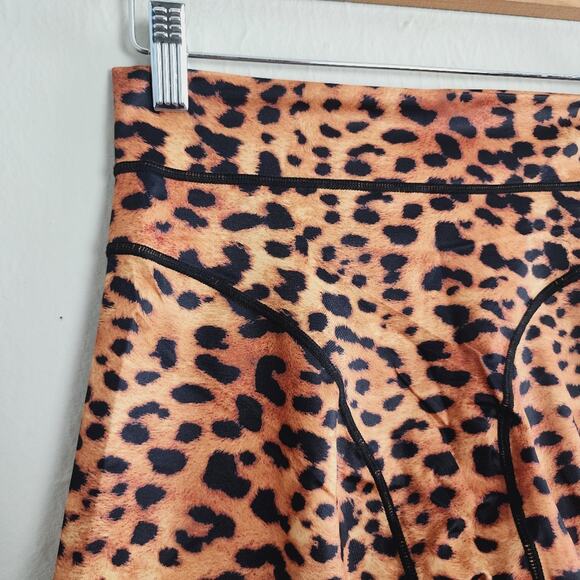 NEW We Are Hah x Free People Eco Bareback Lanka Leopard Print Biker Shorts - Picture 4 of 9